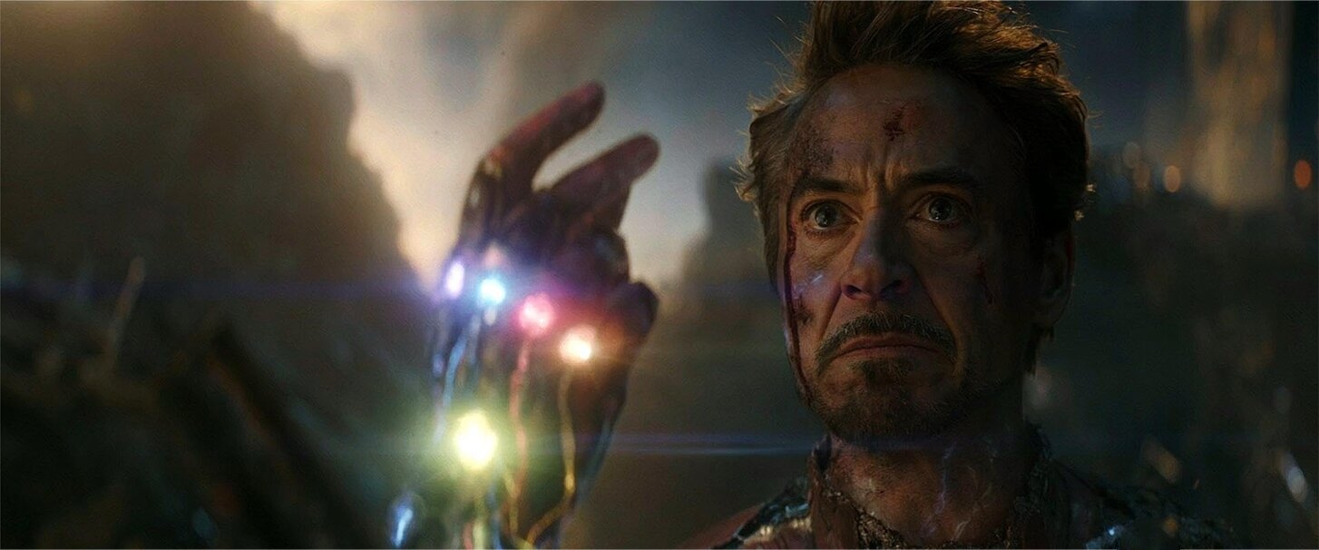 Film backdrop for Avengers Endgame: Bonus Infinity Vision SUB