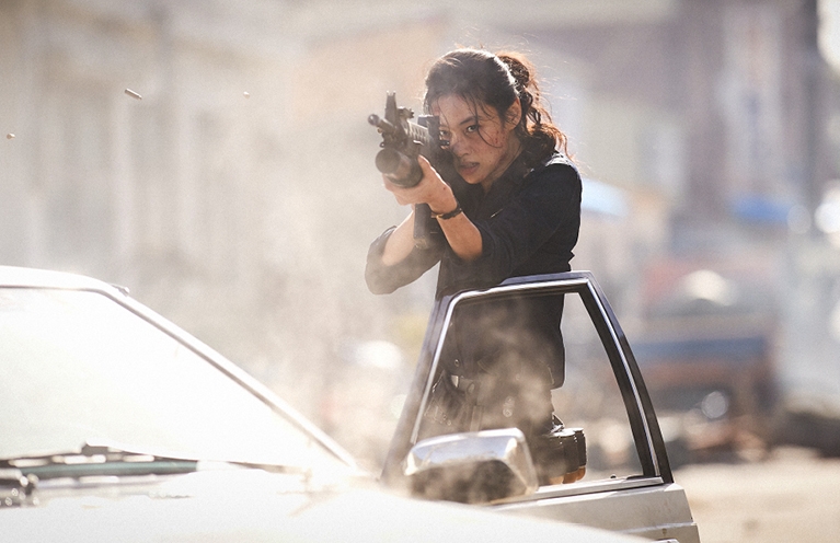 Film backdrop for Hope: El Primer Impacto SUB